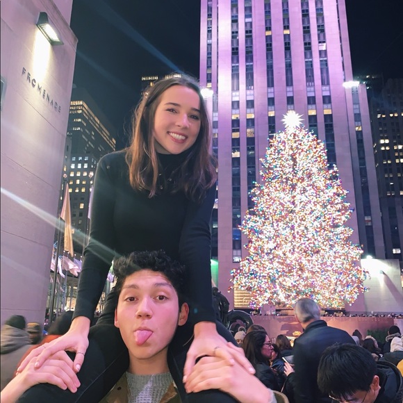 Meet your Posher, Allison - Picture 1 of 1